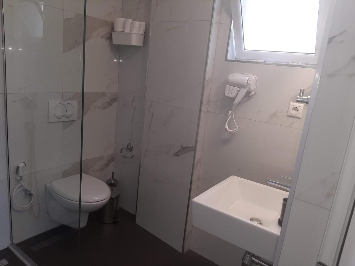 Meto Rooms Sarandë 外观 照片
