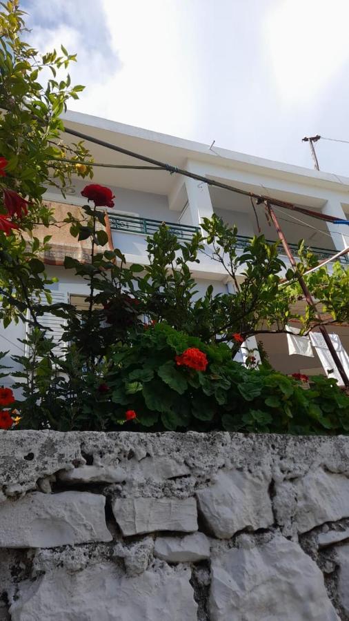 Meto Rooms Sarandë 外观 照片